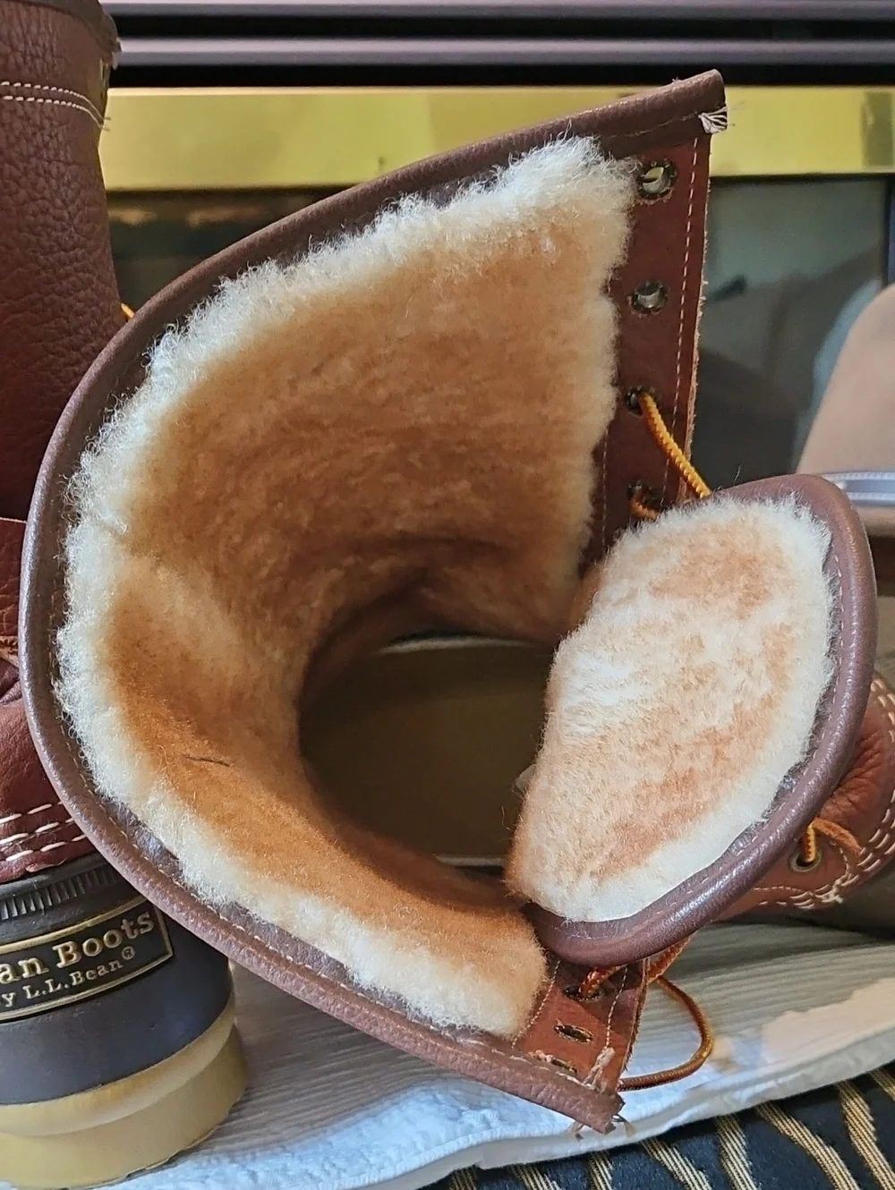 L.L. Bean Duck Boots Men' Size 11 With Shearling Lining Excellent Condition